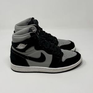 Nike Jordan 1 Retro High OG Twist 2.0 Womens 7 Black Gray Fuzzy Hair Sneakers